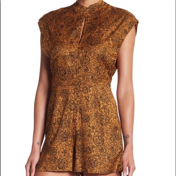 Amuse Society Golden Haze Romper - Picture 5 of 8